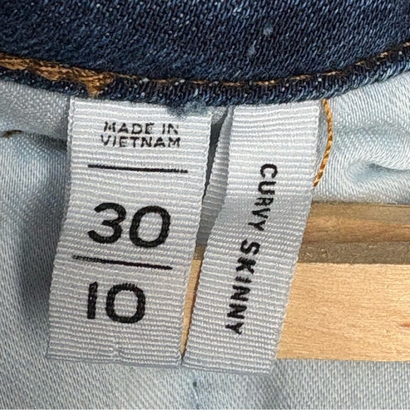 Loft Women’s Dark Denim High Rise Fringe Raw Hem Curvy Denim Jeans | Size 10 - Picture 7 of 7